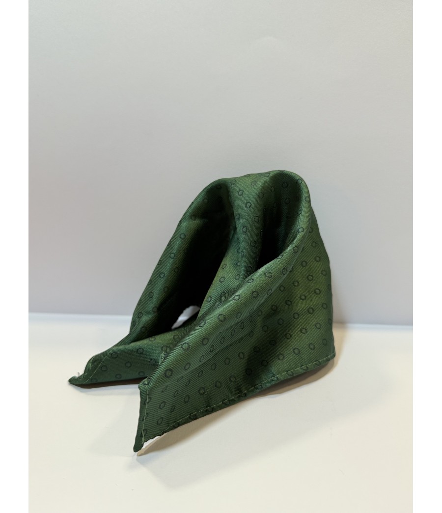 PAÑUELO VERDE CON CÍRCULOS