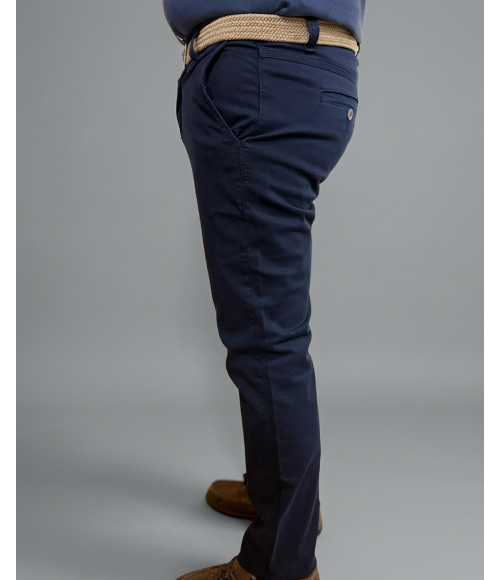 PANTALÓN AZUL MARINO CORTE CHINO CLÁSICO