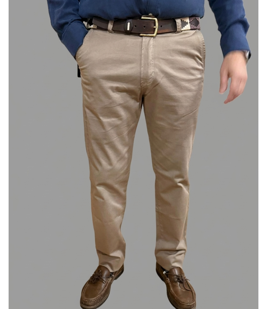 PANTALÓN PIEDRA CORTE CHINO CLÁSICO