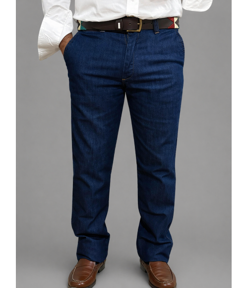 PANTALÓN VAQUERO TIPO CHINO